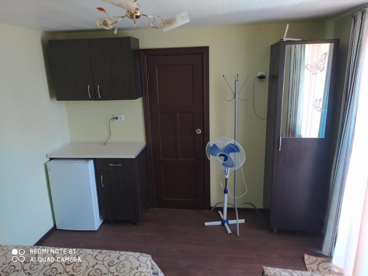 Small Guest House 라주르네 외부 사진