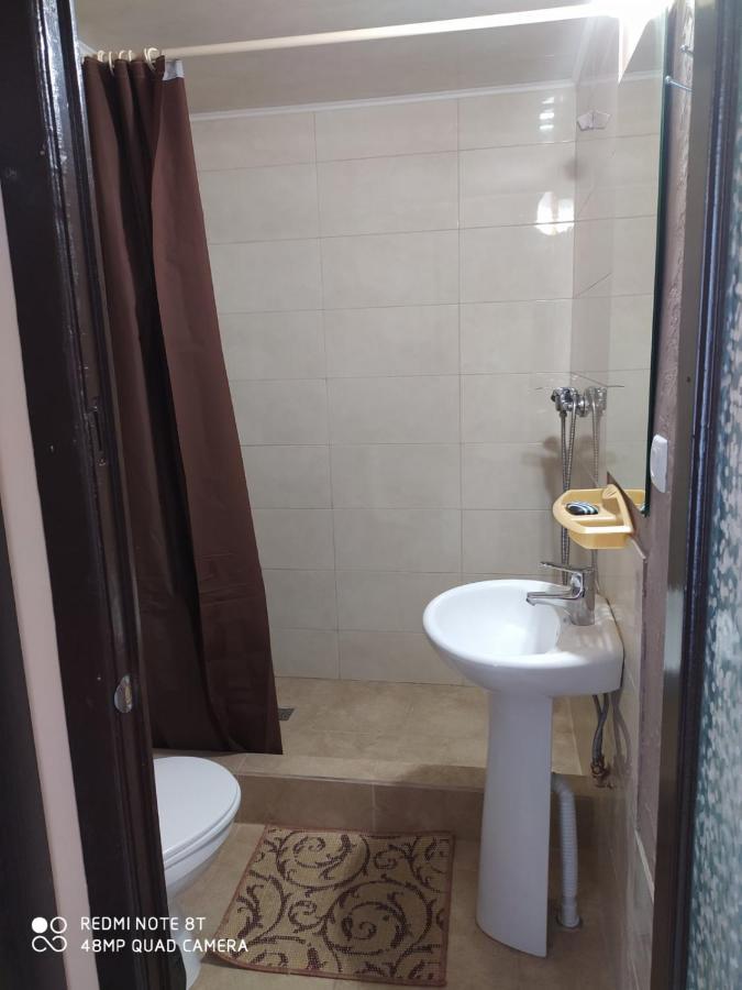 Small Guest House 라주르네 외부 사진