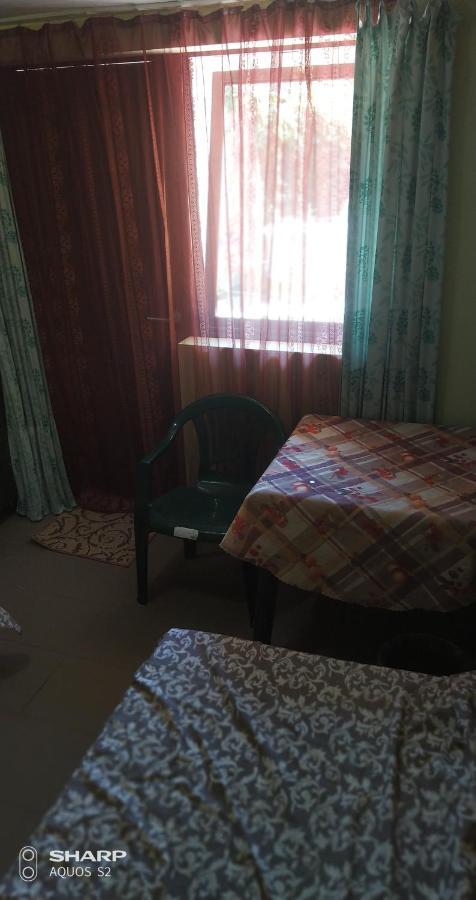 Small Guest House 라주르네 외부 사진