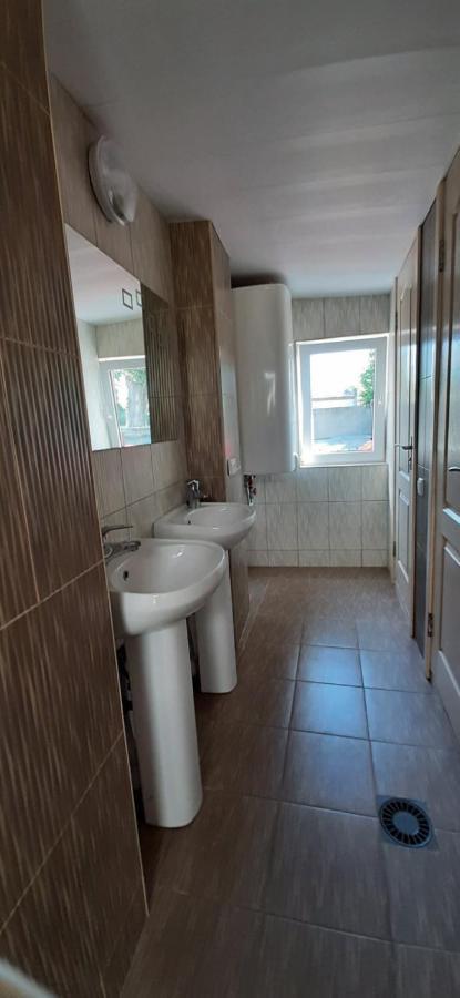 Small Guest House 라주르네 외부 사진