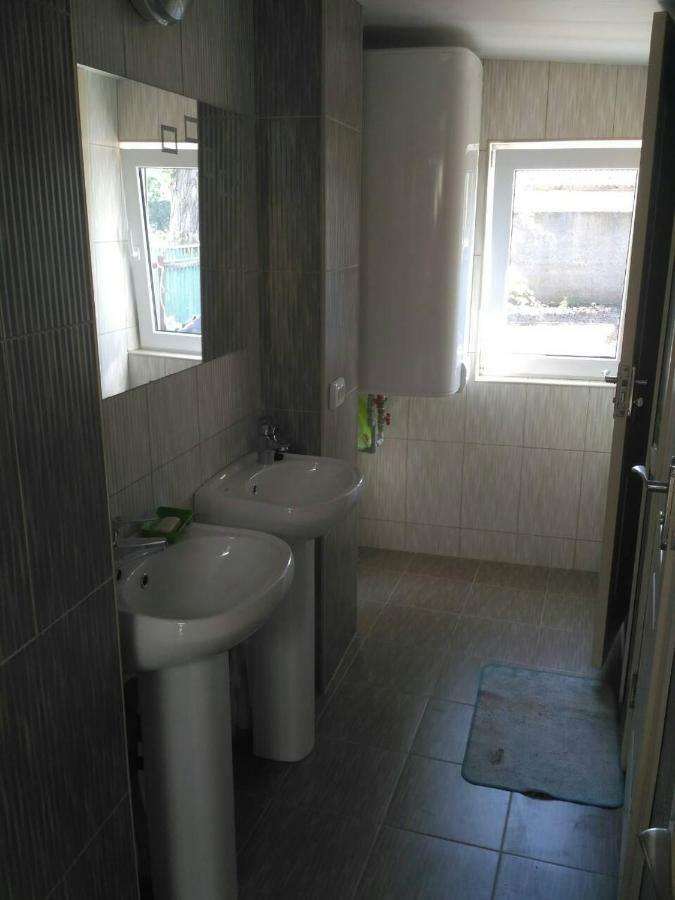 Small Guest House 라주르네 외부 사진